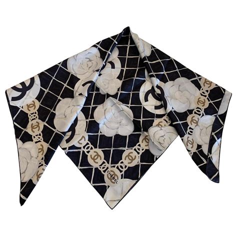 foulard chanel nero|Foulard .